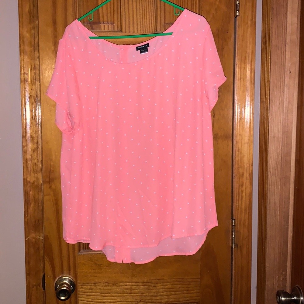 Torrid shirt sleeve blouse with button down back